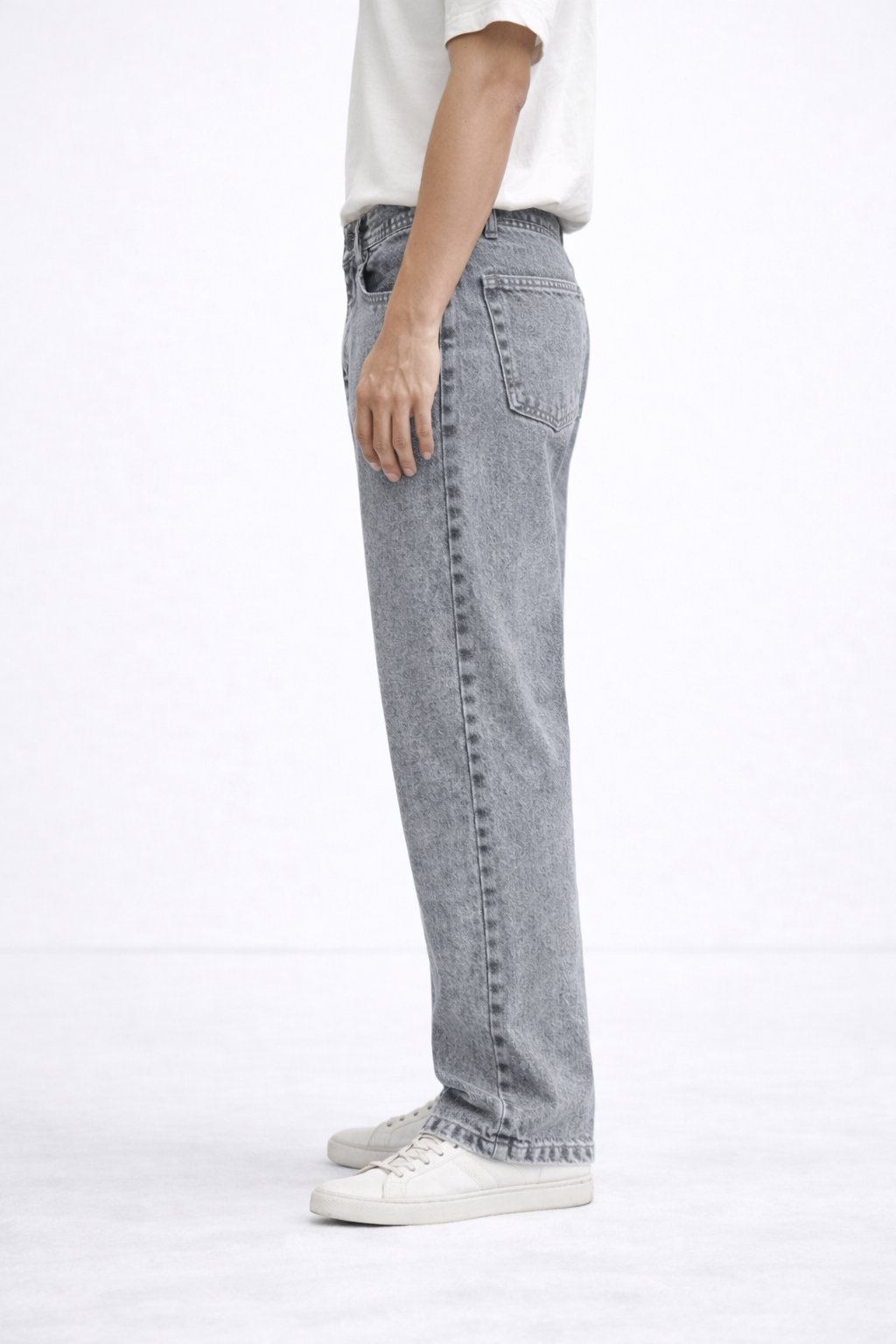 Larvexis Grey Washed Denim Jeans – Relaxed Fit