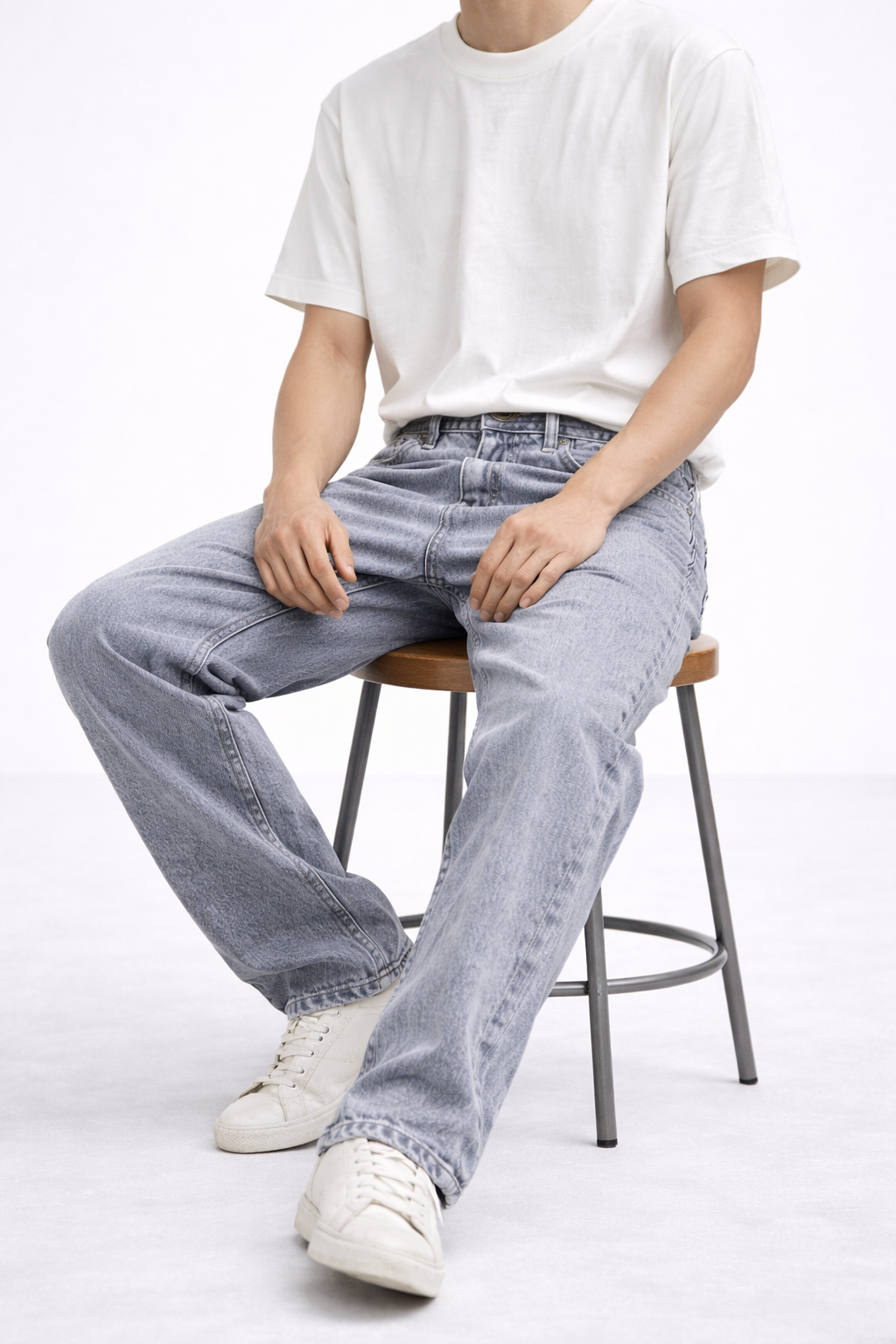 Larvexis Grey Washed Denim Jeans – Relaxed Fit